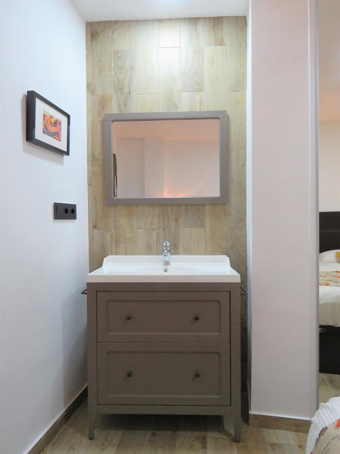 Living Sevilla Apartments Hercules Kültér fotó
