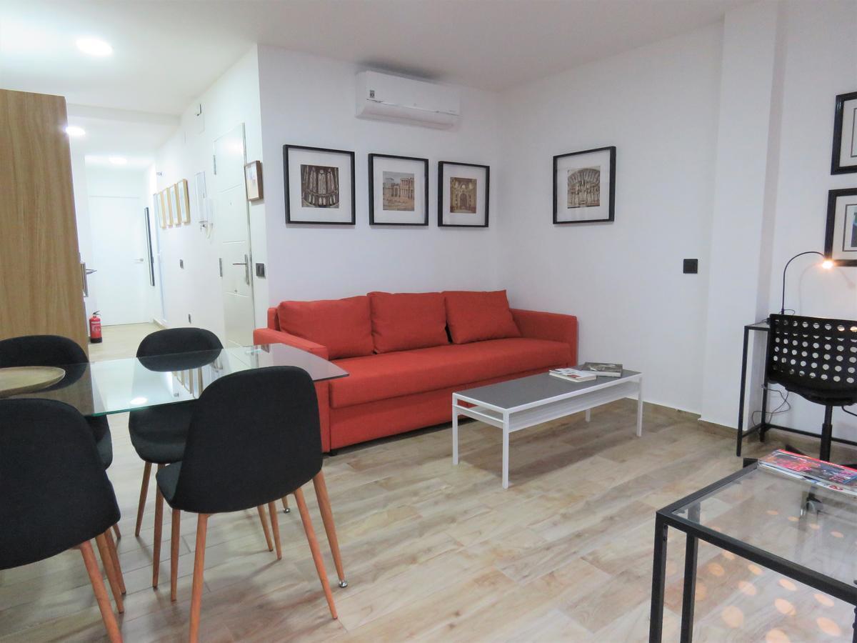 Living Sevilla Apartments Hercules Kültér fotó