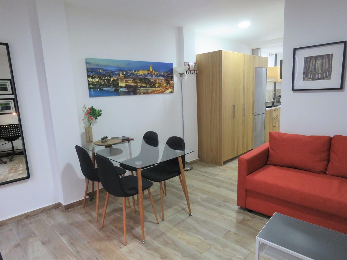 Living Sevilla Apartments Hercules Kültér fotó