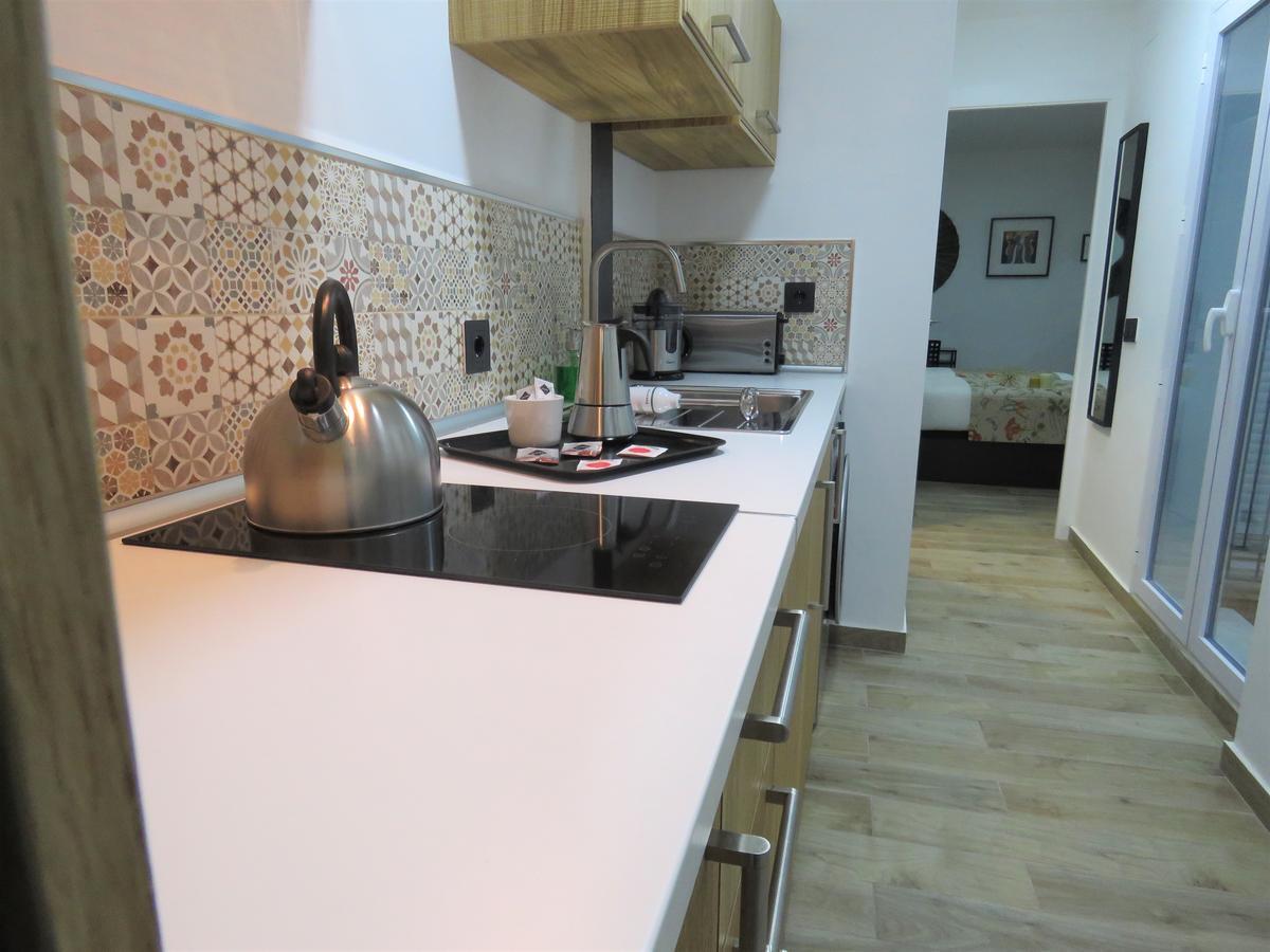Living Sevilla Apartments Hercules Kültér fotó